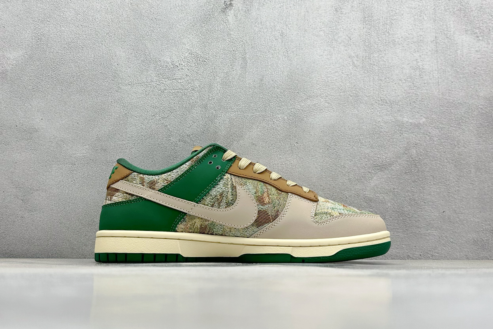  终端放店
XC版 Nike SB Dunk Low“ 冠希联名——米棕绿针织”  周年高端定制 低帮休