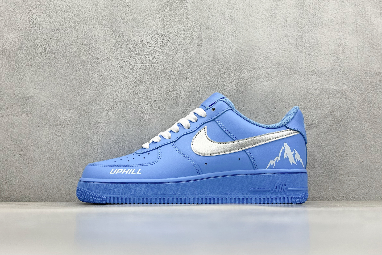  
Nike Air Force 1 Low 07 UPHILL 蓝银
原楦头原纸板 打造纯正低帮空军版
