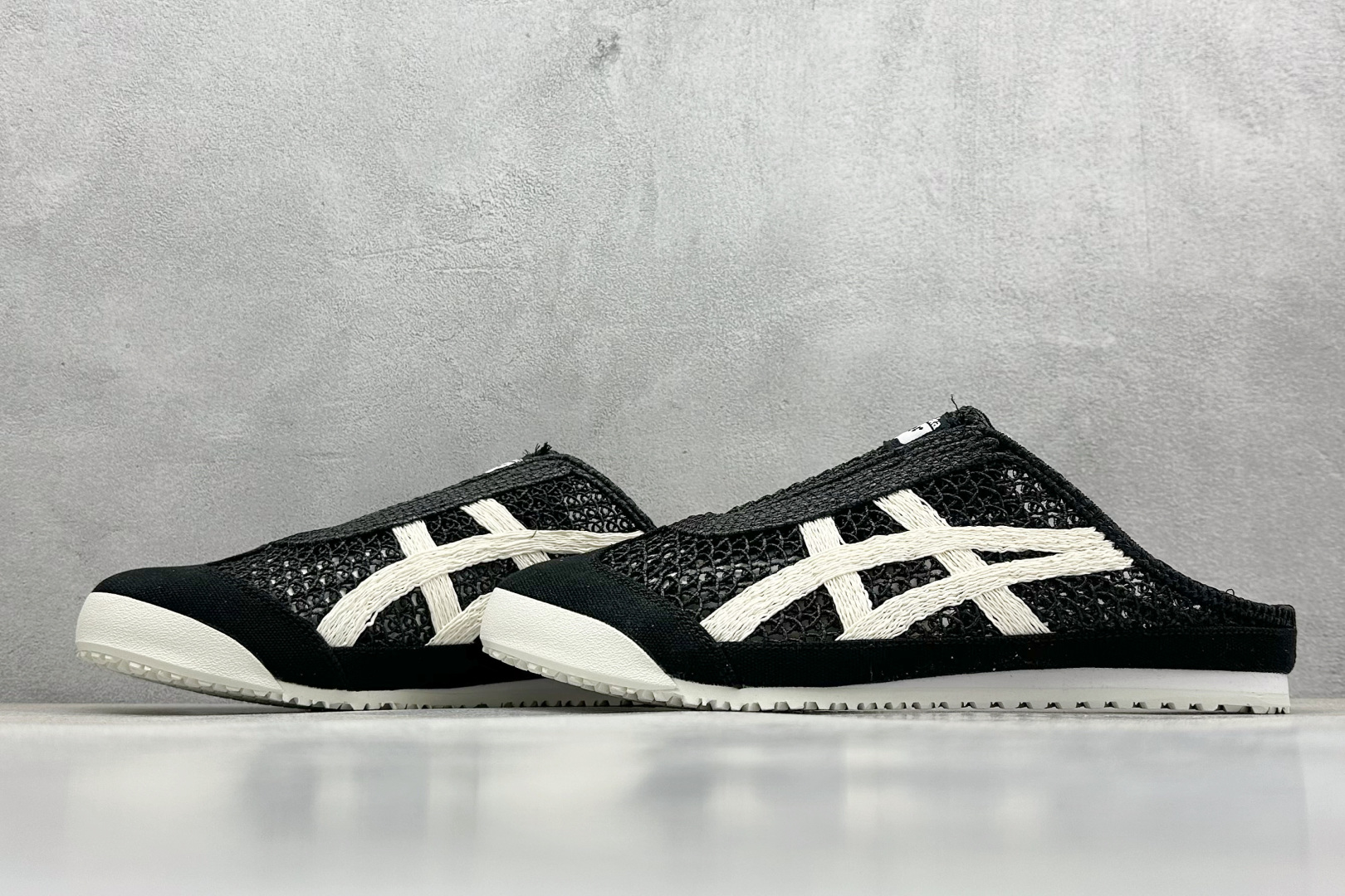  
亚瑟士 /Onitsuka Tiger鬼冢虎 MEXICO 66 SABOT
网面透气 新款舒适一脚