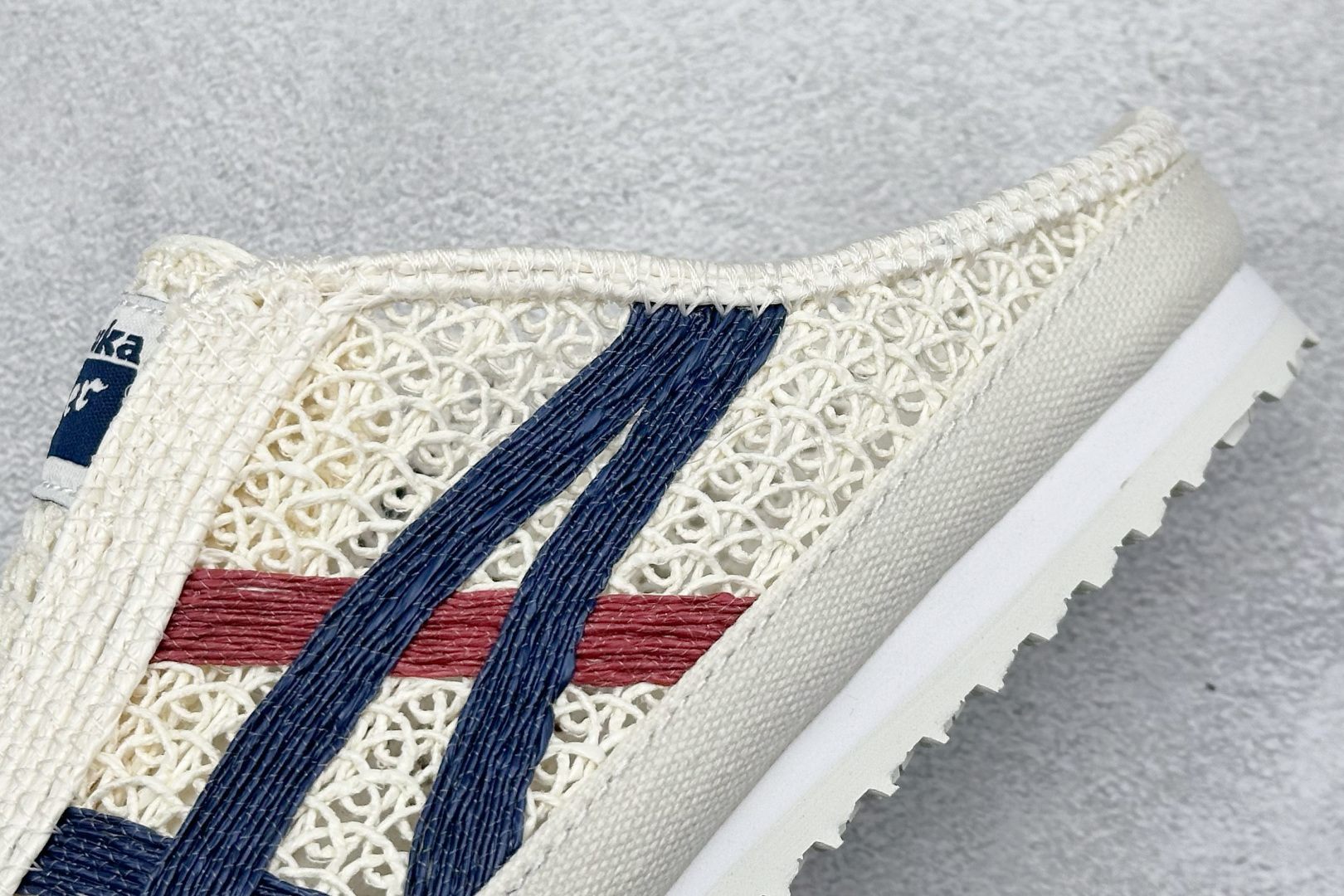  
亚瑟士 /Onitsuka Tiger鬼冢虎 MEXICO 66 SABOT
网面透气 新款舒适一脚