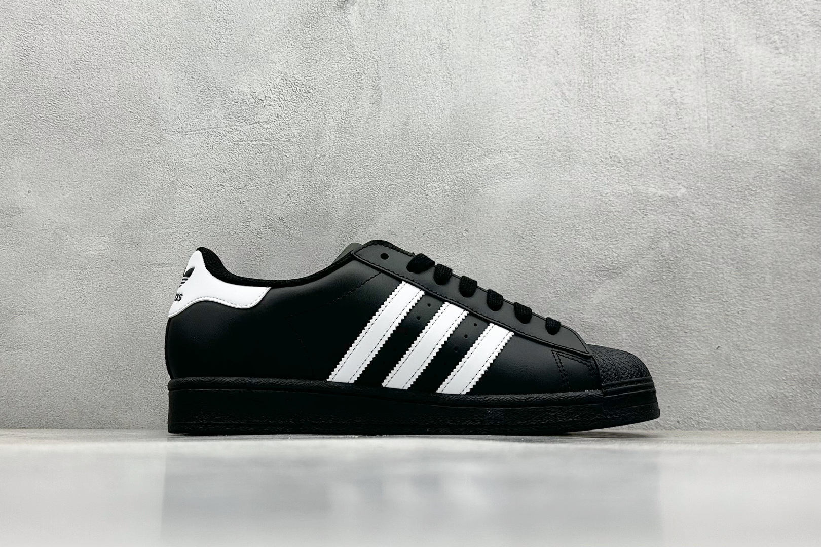 奥莱订单 
Adidas Originals Superstar 贝壳头
2025全新版本 官方同步上架