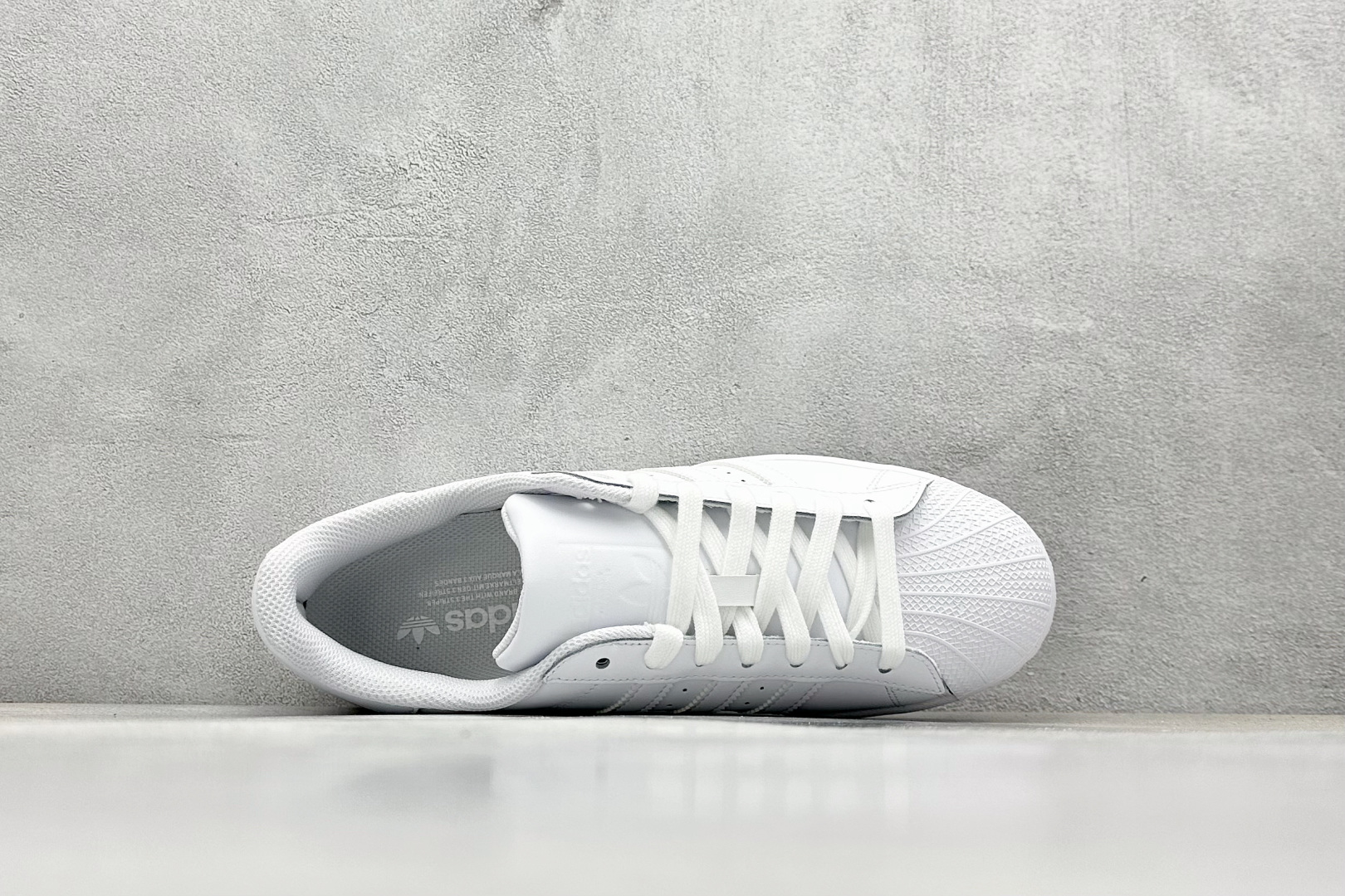 奥莱订单 
Adidas Originals Superstar 贝壳头
2025全新版本 官方同步上架
