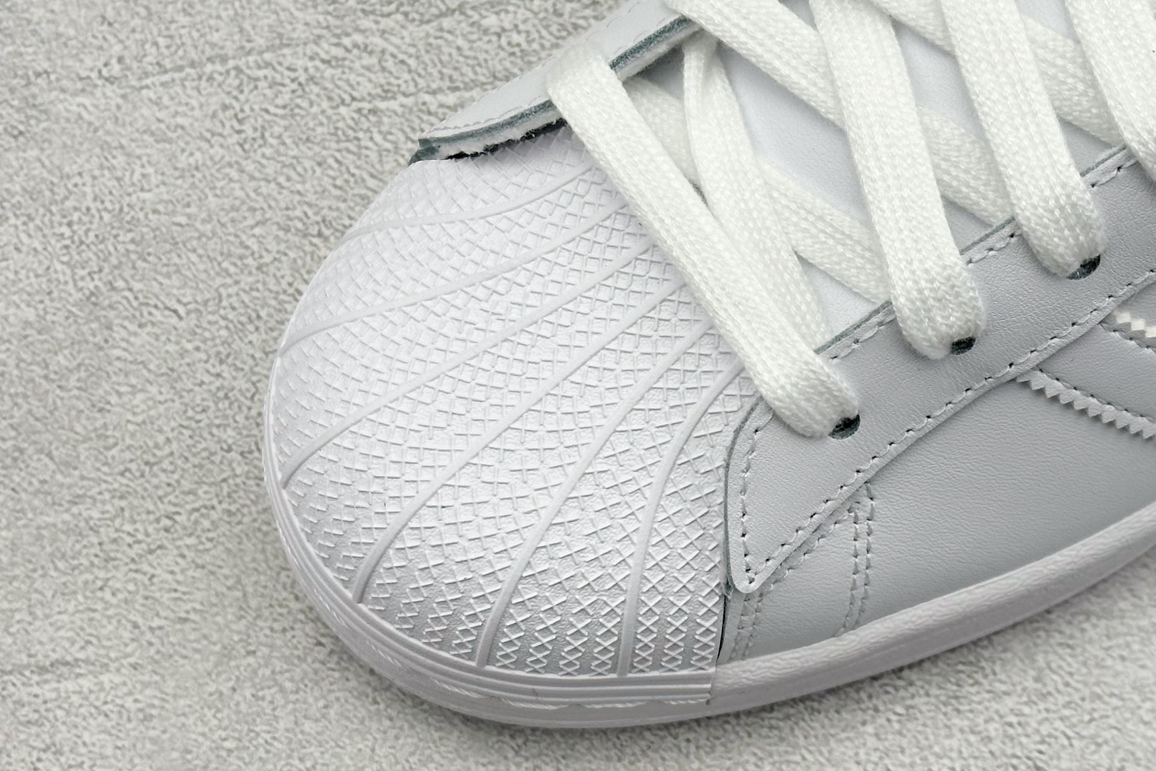 奥莱订单 
Adidas Originals Superstar 贝壳头
2025全新版本 官方同步上架