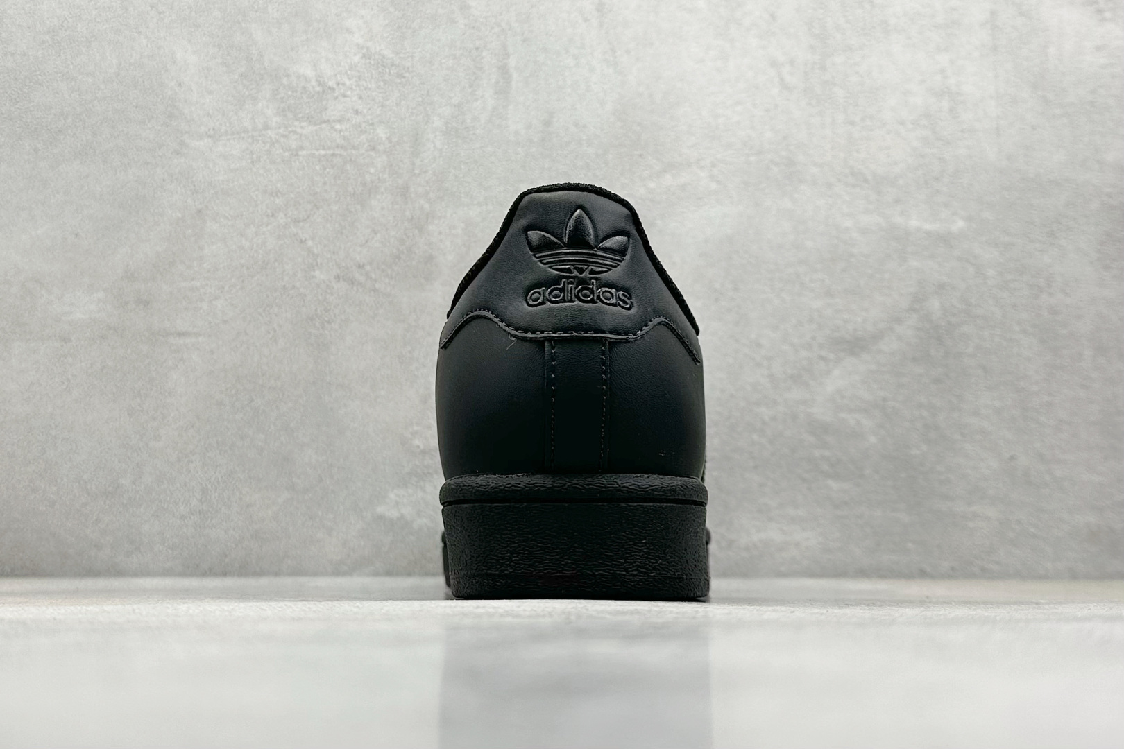 奥莱订单 
Adidas Originals Superstar 贝壳头
2025全新版本 官方同步上架