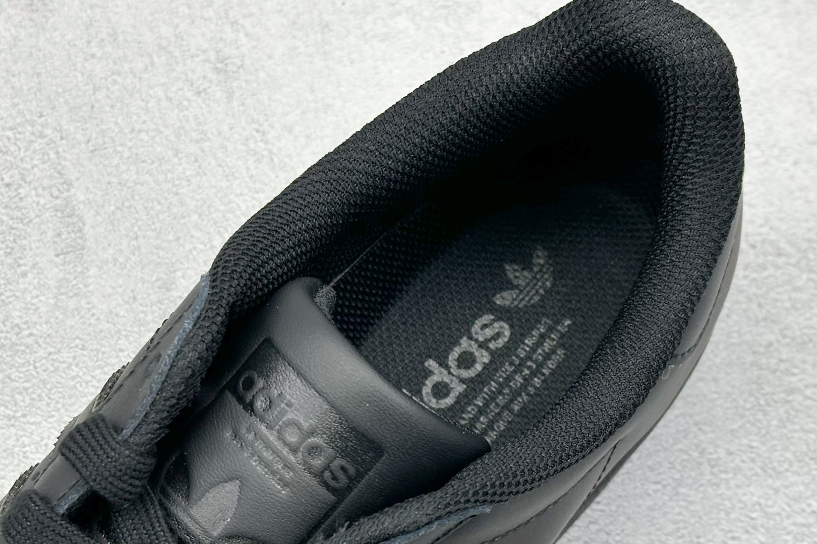 奥莱订单 
Adidas Originals Superstar 贝壳头
2025全新版本 官方同步上架