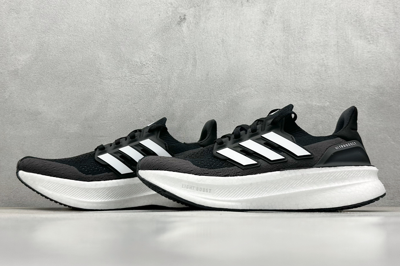  
RS版 AD Ultraboost 5X 阿迪达斯新款休闲爆米花跑步鞋

货号：JH9633
尺码