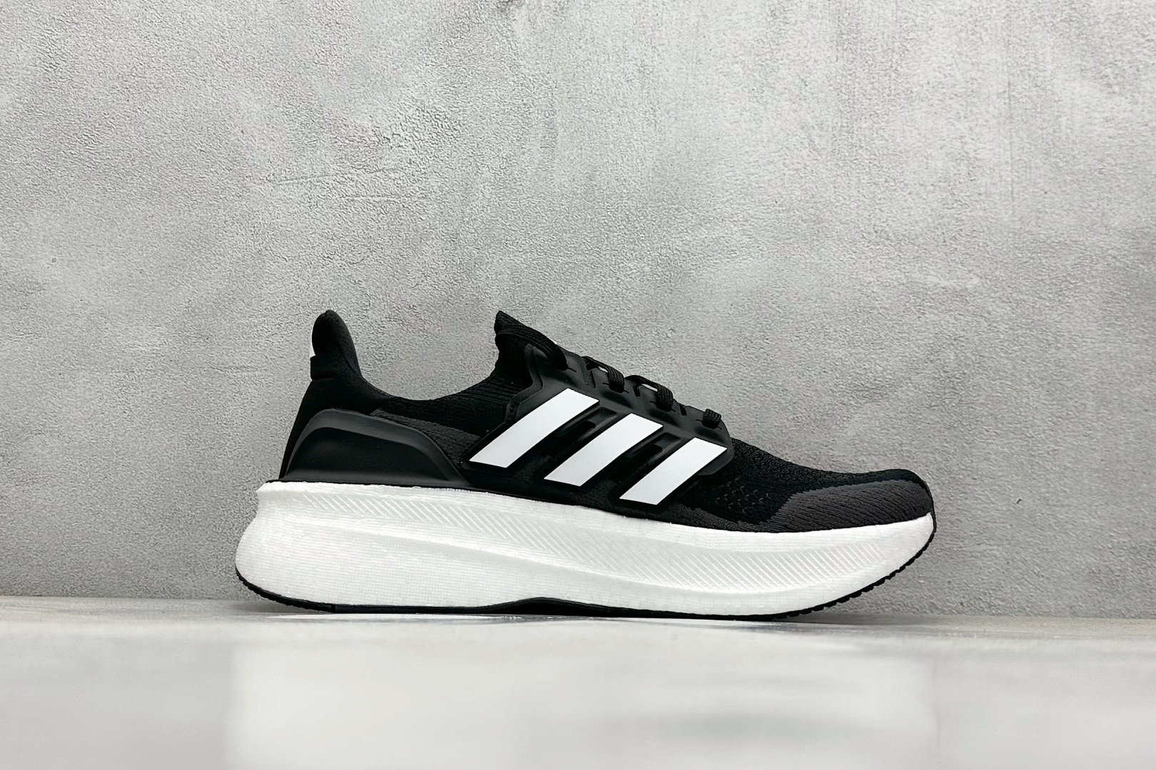  
RS版 AD Ultraboost 5X 阿迪达斯新款休闲爆米花跑步鞋

货号：JH9633
尺码