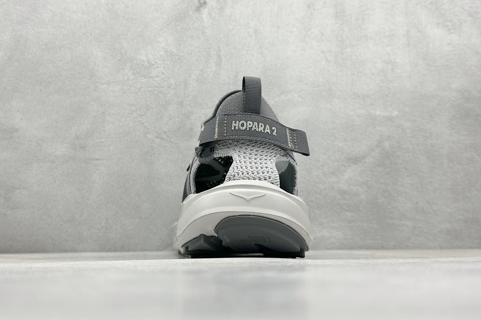  
GW版 Hoka One One Hopara 2 户外机能山地凉鞋
#鞋型从外观就给人强烈的户外