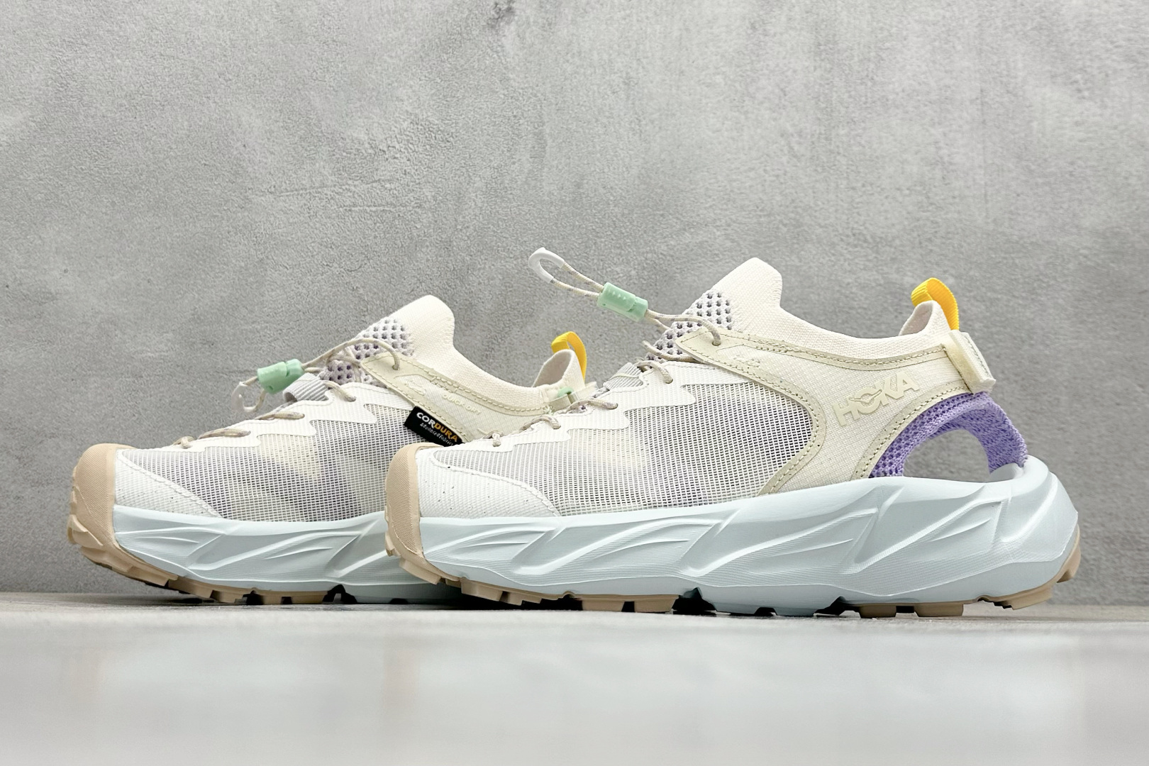  
GW版 Hoka One One Hopara 2 户外机能山地凉鞋
#鞋型从外观就给人强烈的户外