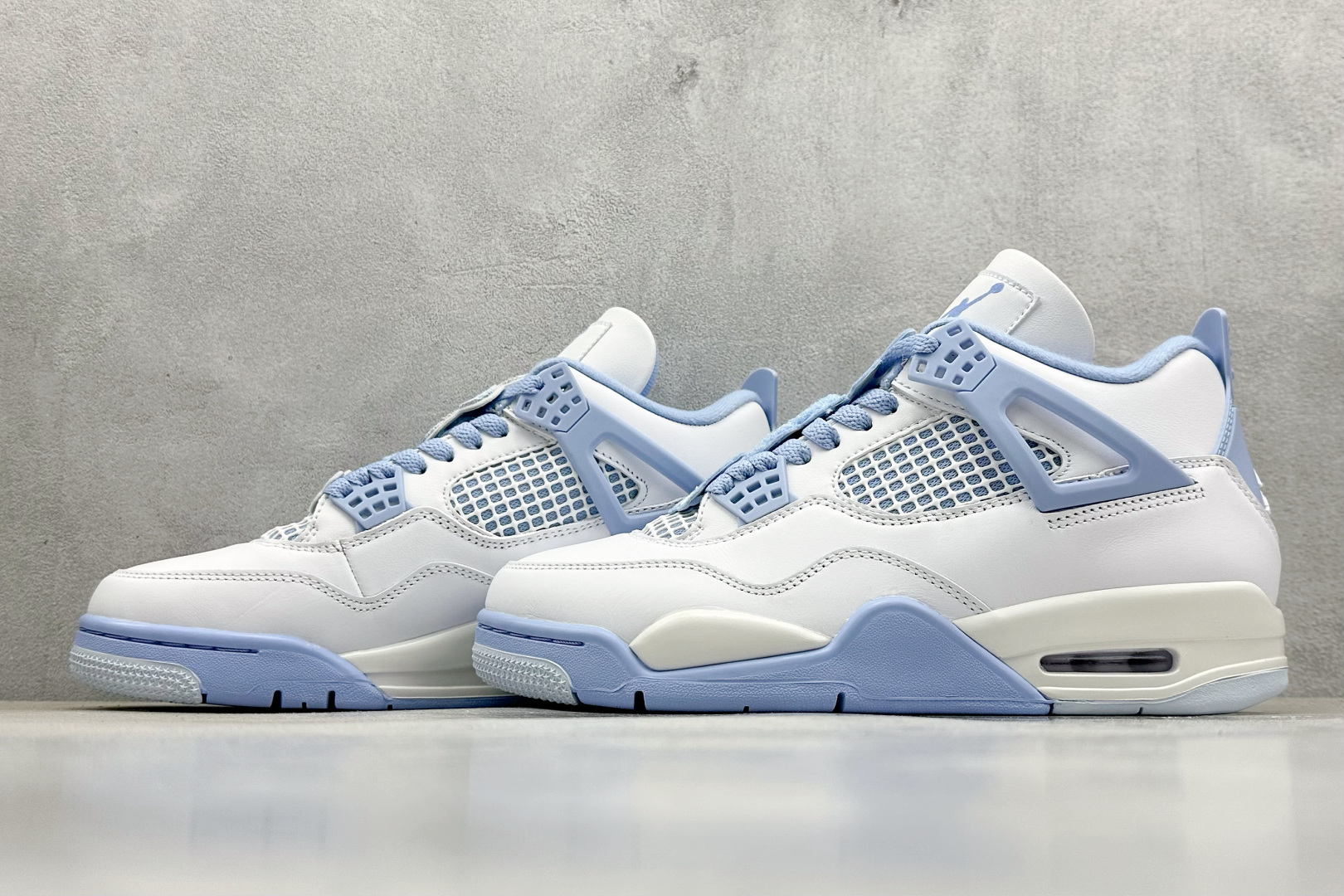 F版 Air Jordan 4 Retro ”Aluminum” 白蓝色 HV0823-100