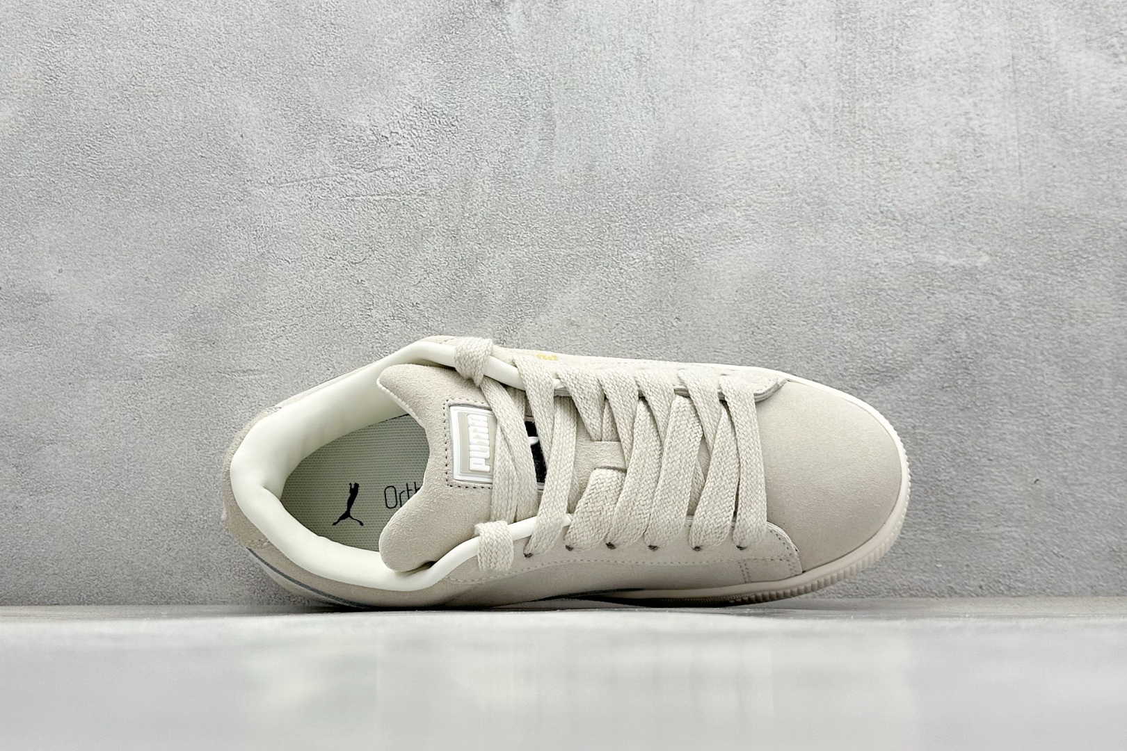  
TG版 PUMA Suede XL 百搭单品
简约大方的造型设计，给人以随性休闲的时尚格调，穿着舒适