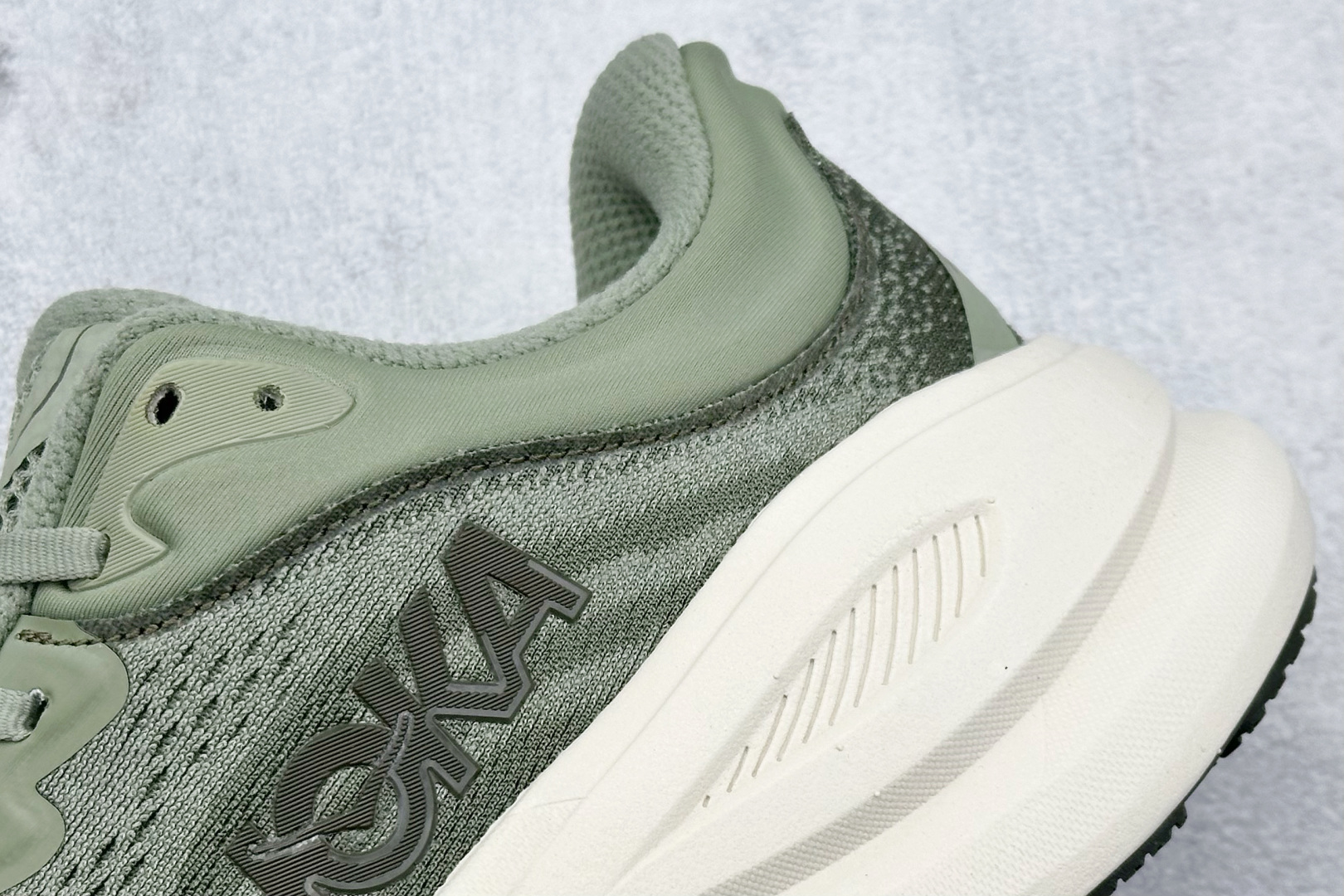  
BF版 HOKA ONE ONE Bondi 9 柔软舒适防滑耐磨 低帮 休闲跑步鞋 

货号：
尺