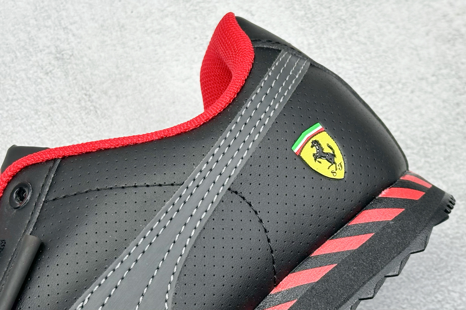  
The Open Product x Puma Speedcat 极速赛车系列彪马低帮生活休闲鞋 

