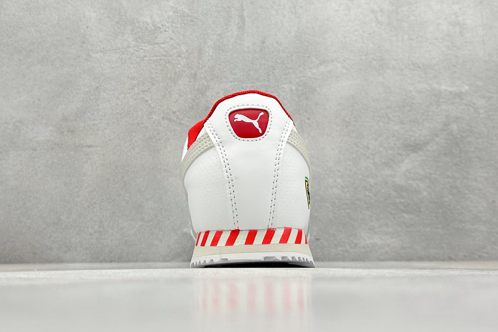  
The Open Product x Puma Speedcat 极速赛车系列彪马低帮生活休闲鞋 
