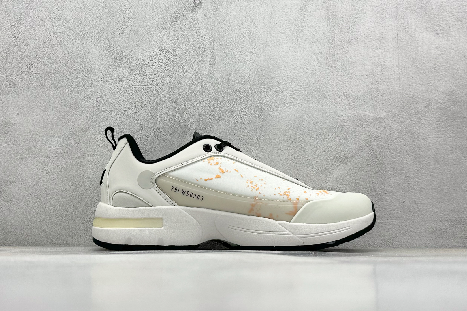 Stone Island Grime Panelled 石头岛舒适时尚低帮生活休闲鞋