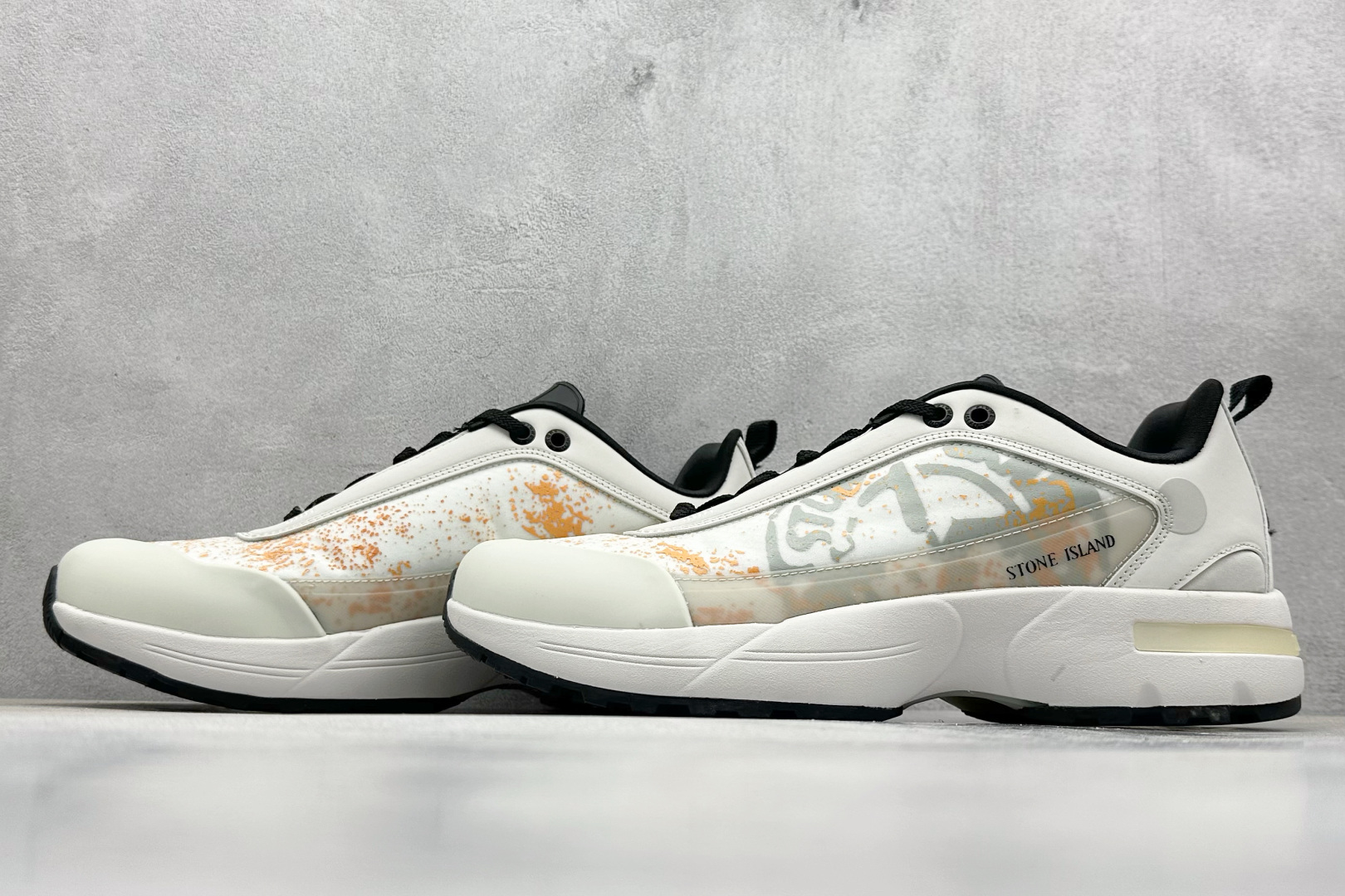 Stone Island Grime Panelled 石头岛舒适时尚低帮生活休闲鞋