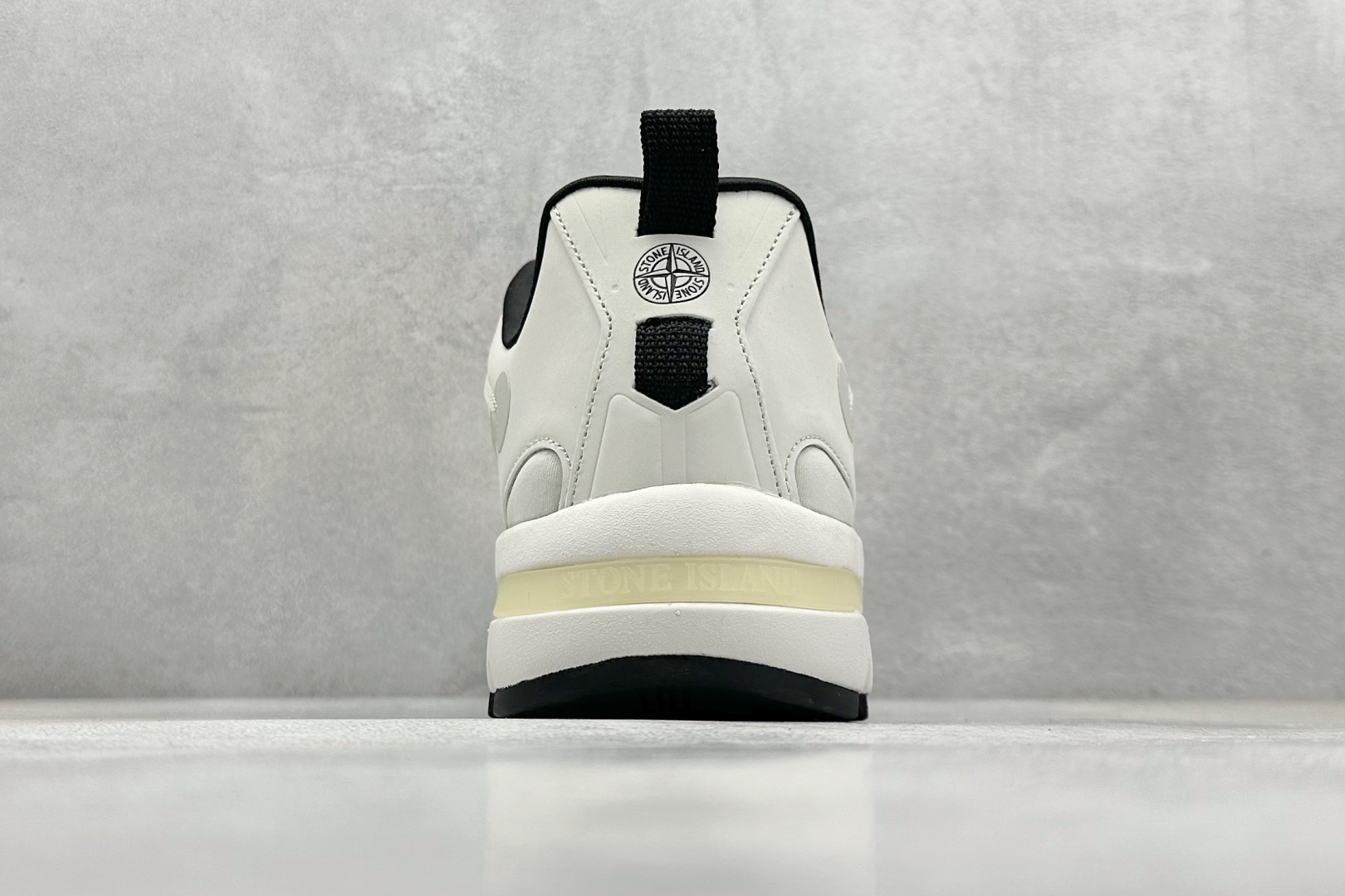Stone Island Grime Panelled 石头岛舒适时尚低帮生活休闲鞋