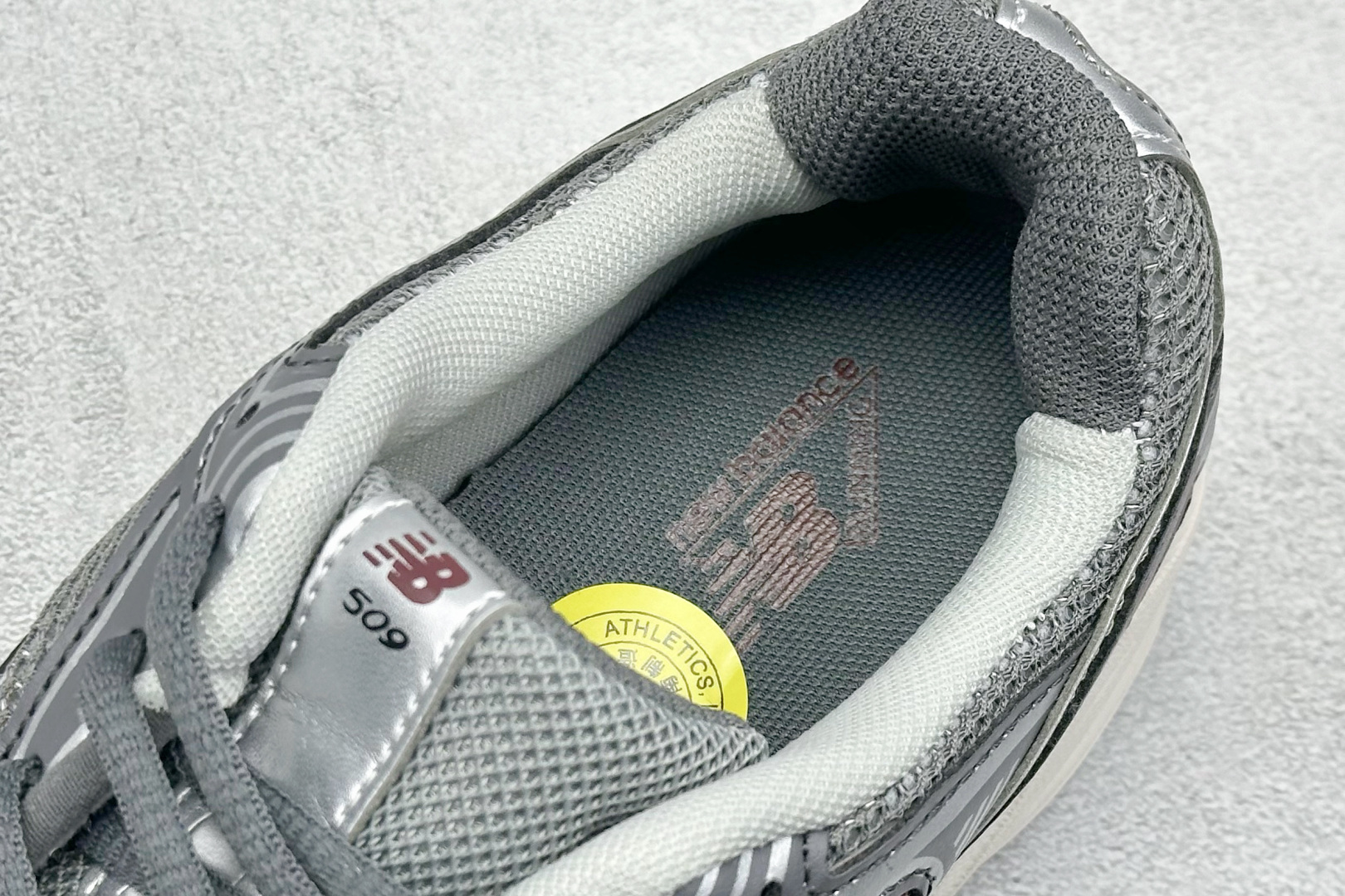  
YH版 New Balance NB 509 经典复古舒适百搭低帮休闲跑步鞋
以建筑解构与自然冰裂为