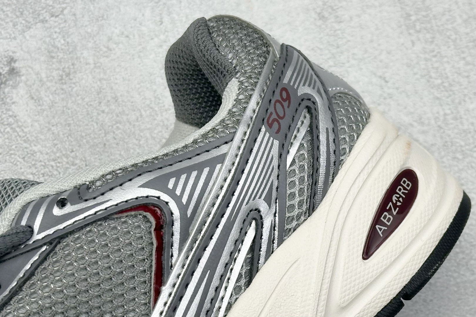  
YH版 New Balance NB 509 经典复古舒适百搭低帮休闲跑步鞋
以建筑解构与自然冰裂为