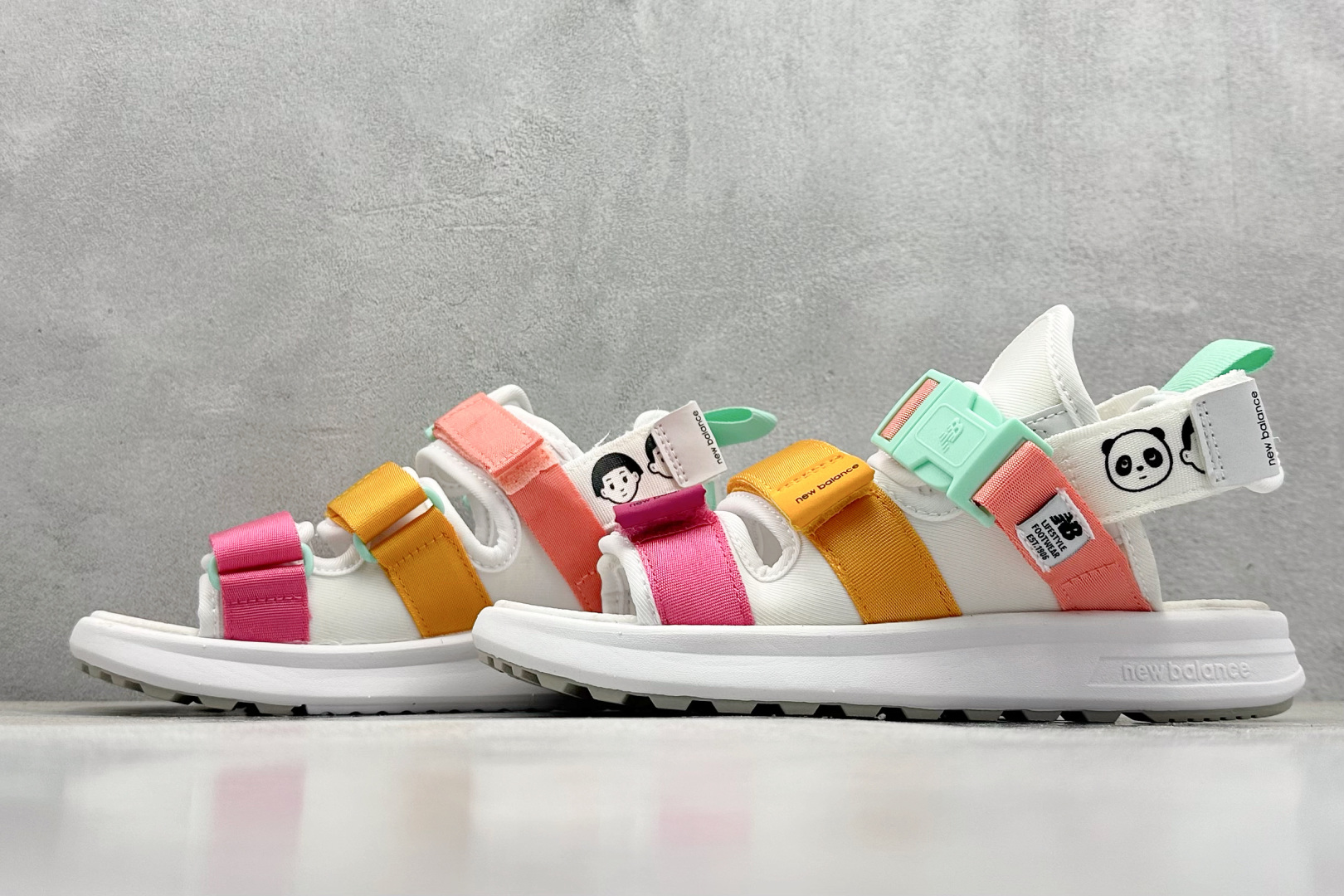  
New Balance x Noritake SDL750系列联名款凉鞋 

货号：SDL7501N