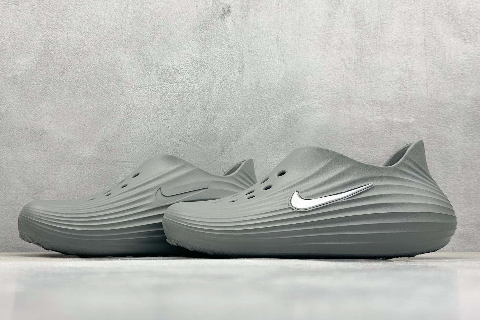Nike ReactX Rejuven8 耐克夏日穿搭凉鞋 HV5060-002