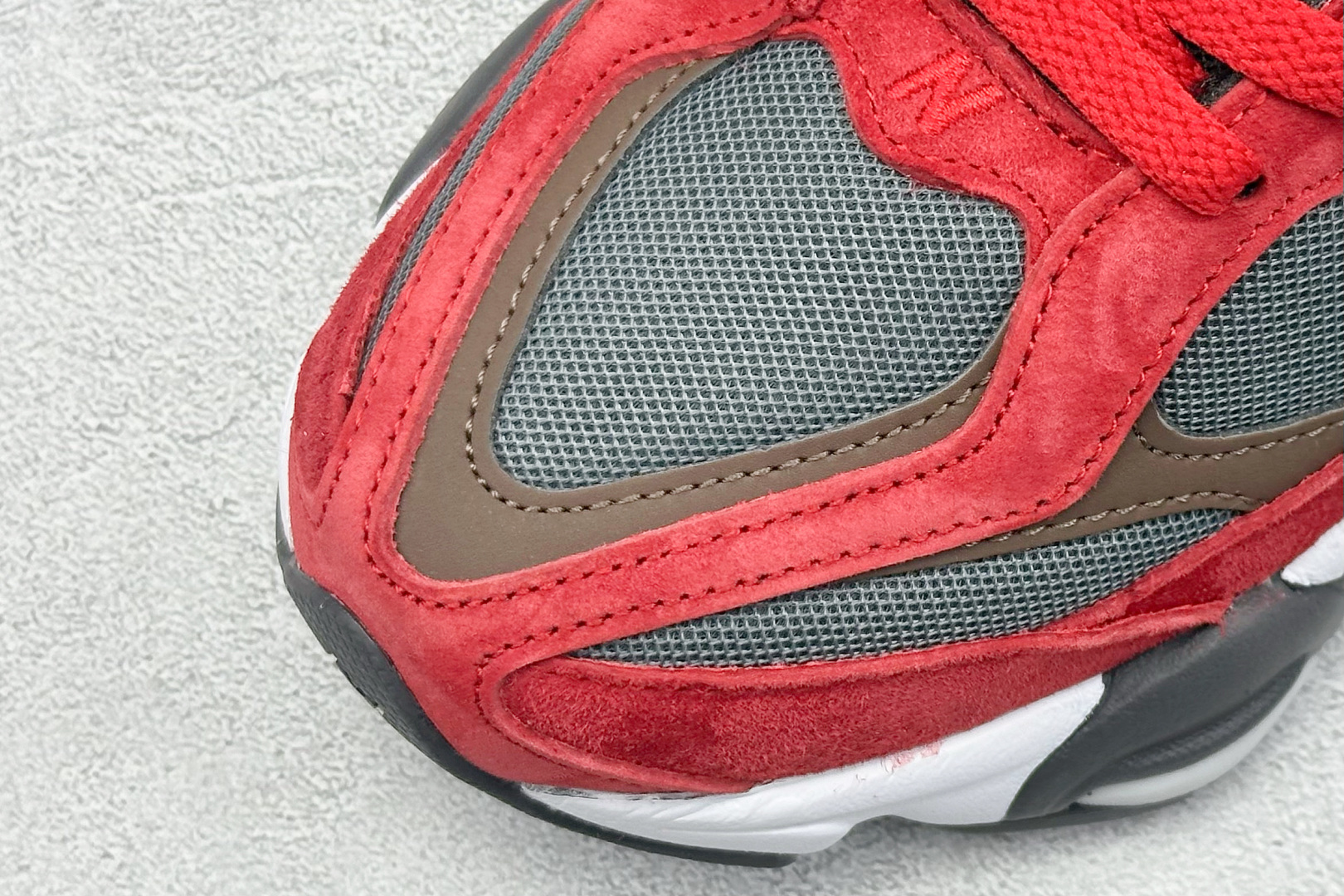 Joe Freshgoods x New Balance NB9060 联名款 复古休闲运动慢跑鞋