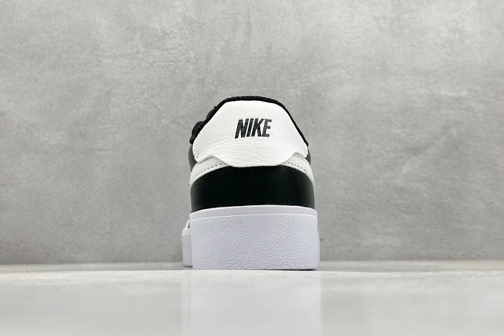  终端放店
GX版 Nike Court SHOT 时尚百搭 防滑耐磨 低帮 板鞋 

货号：FQ814
