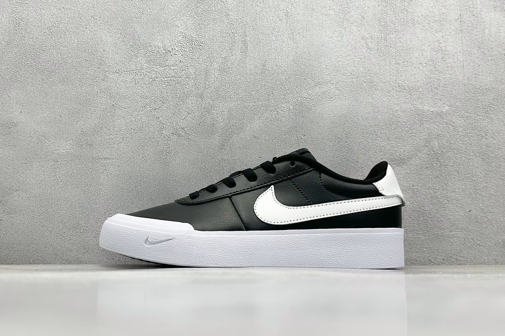  终端放店
GX版 Nike Court SHOT 时尚百搭 防滑耐磨 低帮 板鞋 

货号：FQ814