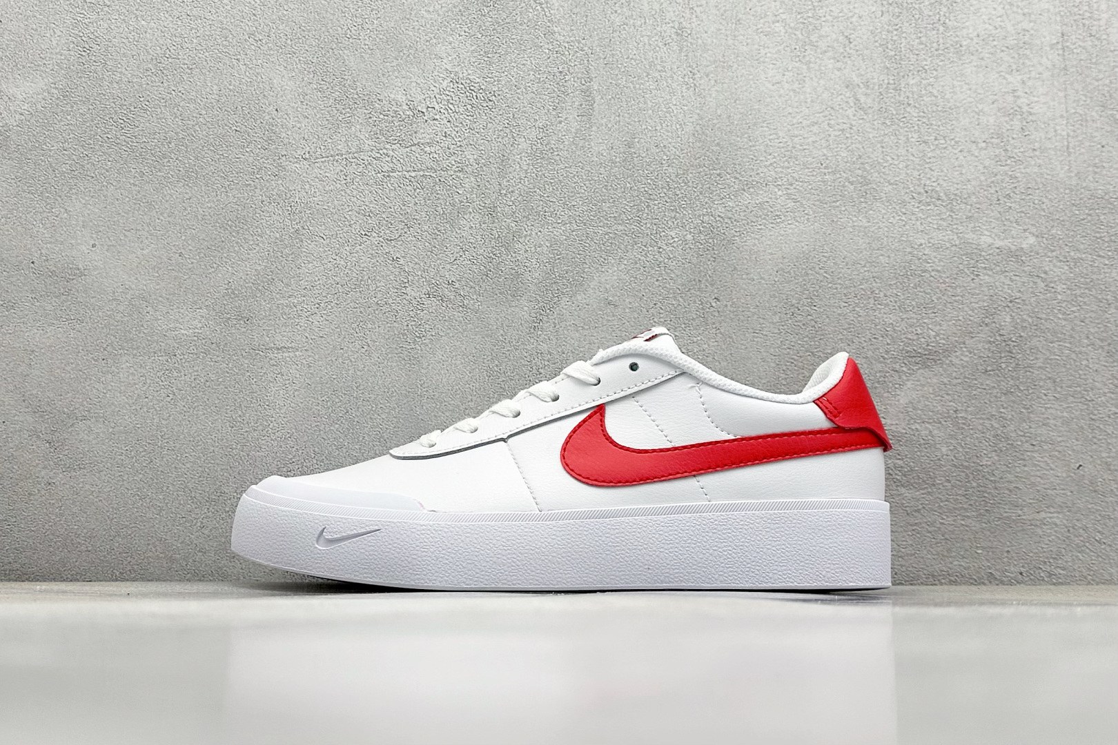  终端放店
GX版 Nike Court SHOT 时尚百搭 防滑耐磨 低帮 板鞋 

货号：FQ814