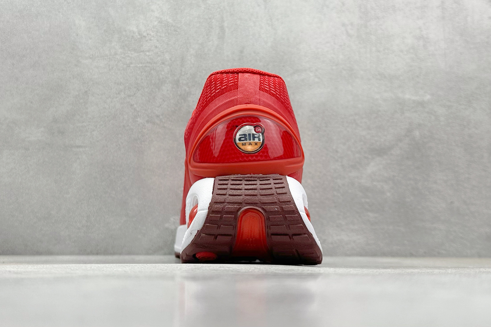 终端放店
YH版 Nike Air Max Dn 网布 舒适时尚 减震耐磨 低帮 生活休闲鞋
今年
