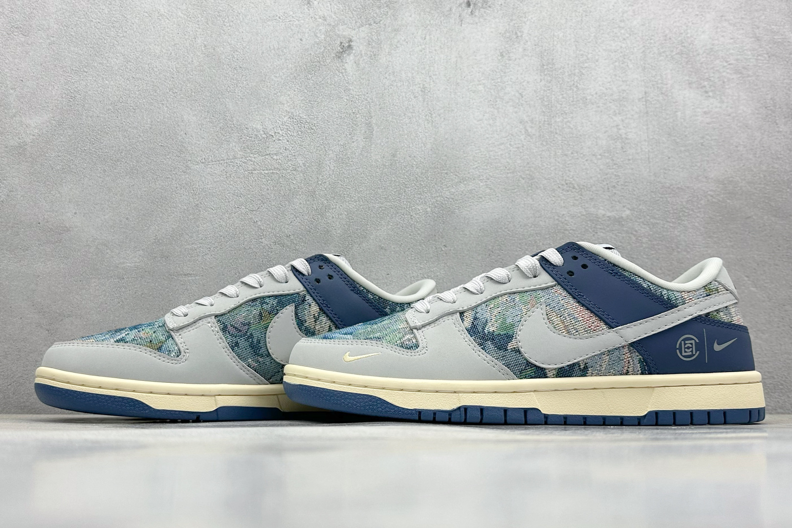终端放店
XC版 Nk SB Dunk Low 冠希联名-灰蓝针织 周年高端定制 低帮休闲板鞋
 #定制