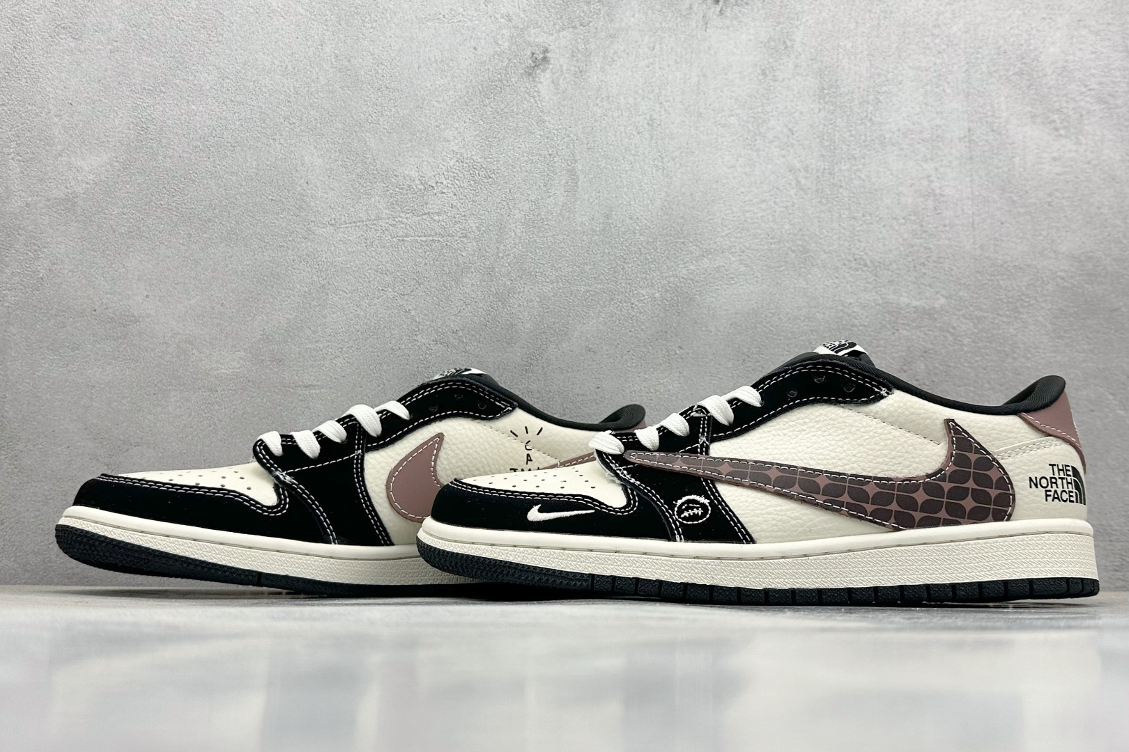 终端放店
XC版 Travis Scott x Fragment Design x Air Jorda