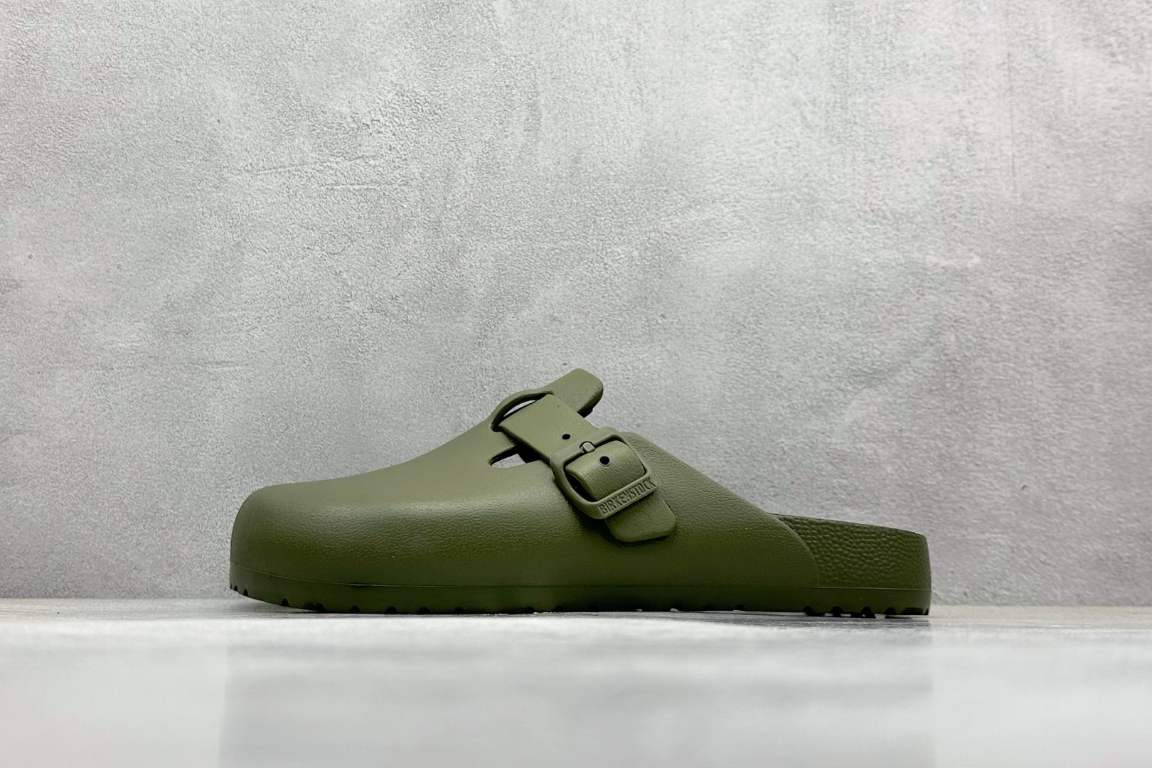  终端放店
J版 Birkenstock 博肯/EVA 半包头 慕勒拖鞋 
大厂出品 夏季走量必备爆款🔥