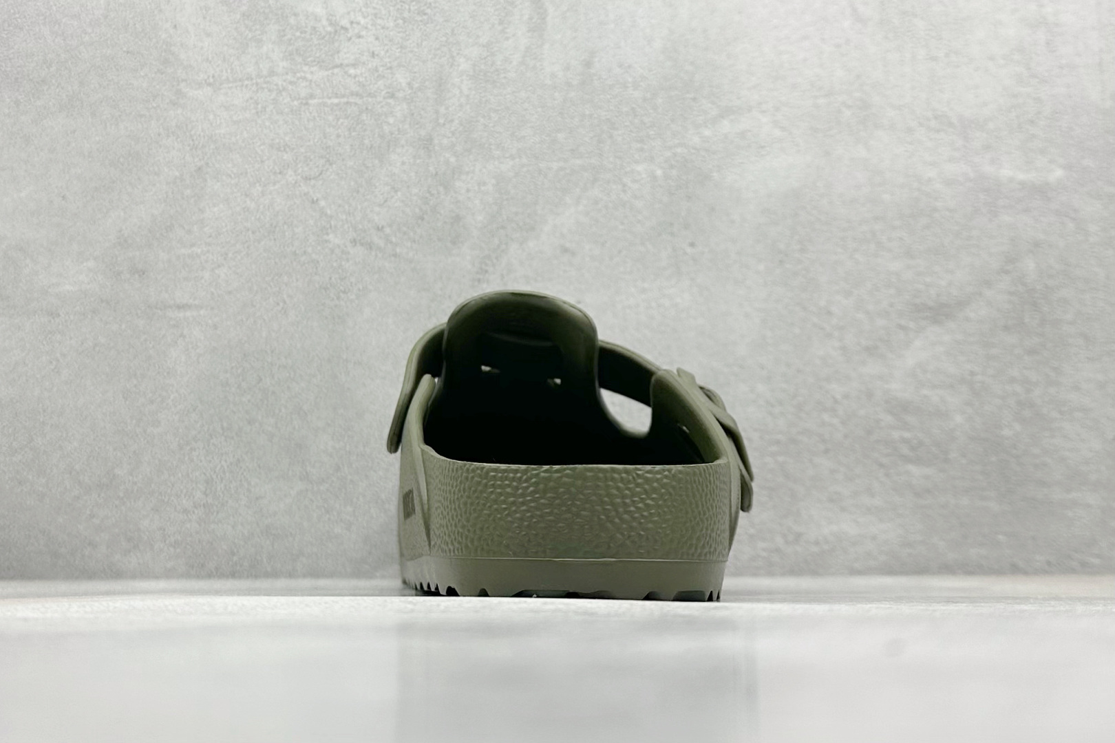  终端放店
J版 Birkenstock 博肯/EVA 半包头 慕勒拖鞋 
大厂出品 夏季走量必备爆款🔥