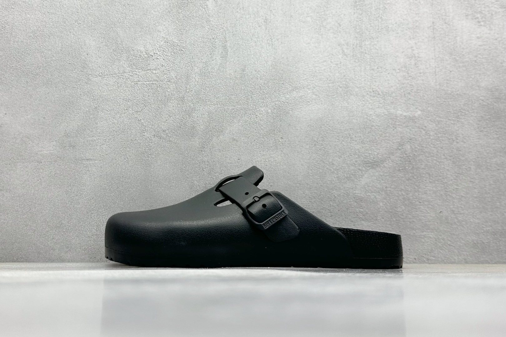  终端放店
J版 Birkenstock 博肯/EVA 半包头 慕勒拖鞋 
大厂出品 夏季走量必备爆款🔥