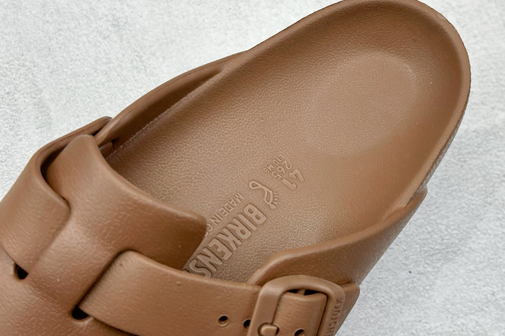  终端放店
J版 Birkenstock 博肯/EVA 半包头 慕勒拖鞋 
大厂出品 夏季走量必备爆款🔥