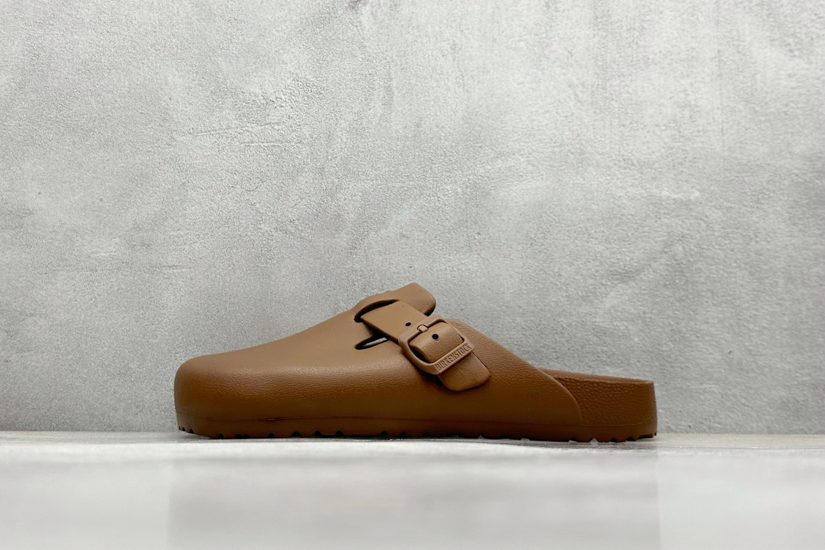  终端放店
J版 Birkenstock 博肯/EVA 半包头 慕勒拖鞋 
大厂出品 夏季走量必备爆款🔥