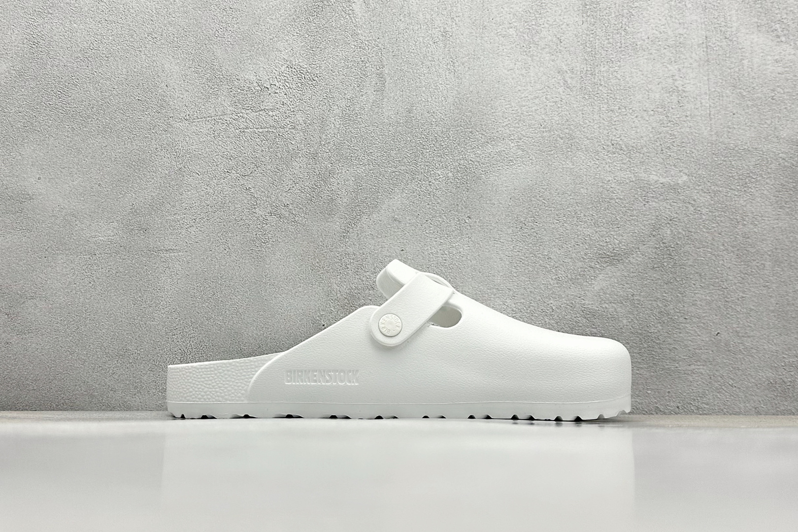  终端放店
J版 Birkenstock 博肯/EVA 半包头 慕勒拖鞋 
大厂出品 夏季走量必备爆款🔥