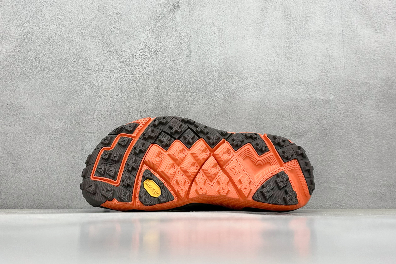  
Hoka W Hopara 霍帕拉系列水路两用溯溪涉水休闲户外露营凉鞋

尺码：36 36.5 37