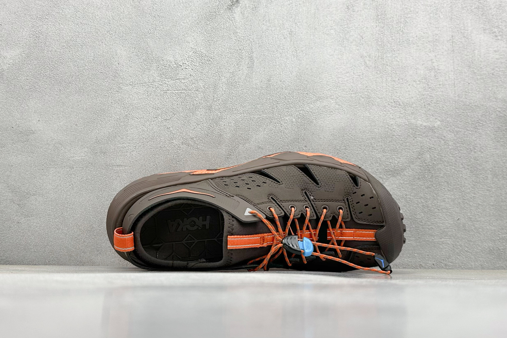  
Hoka W Hopara 霍帕拉系列水路两用溯溪涉水休闲户外露营凉鞋

尺码：36 36.5 37