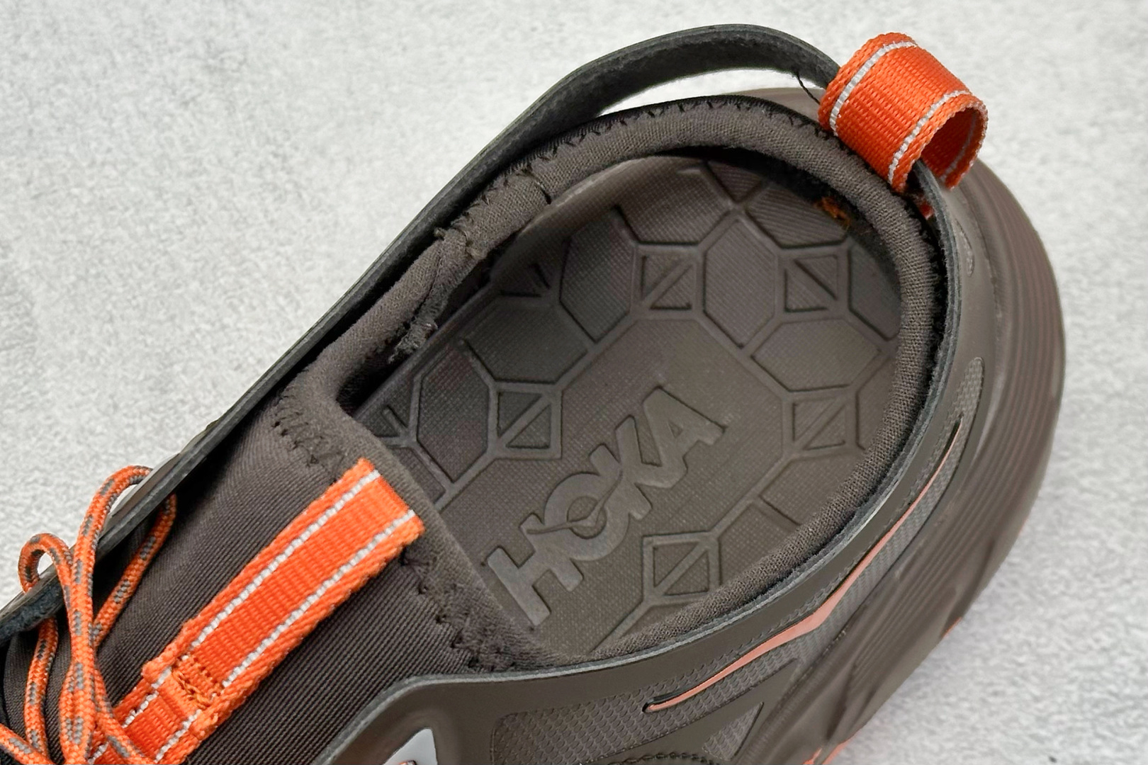  
Hoka W Hopara 霍帕拉系列水路两用溯溪涉水休闲户外露营凉鞋

尺码：36 36.5 37