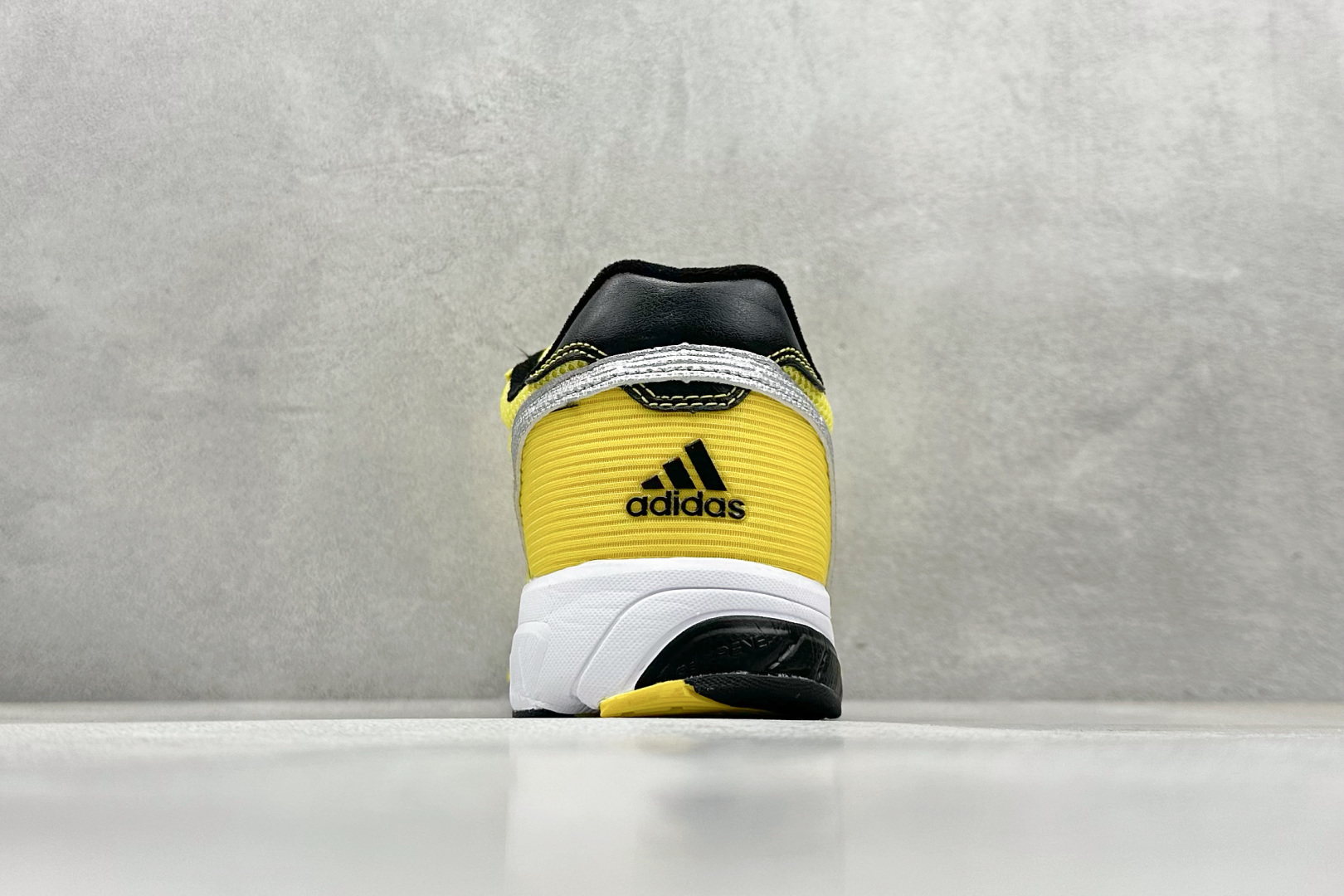  
Adidas originals Neftenga x WALES BONNER
舒适柔软防滑耐磨低