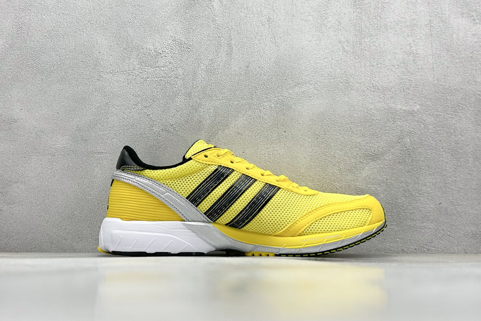  
Adidas originals Neftenga x WALES BONNER
舒适柔软防滑耐磨低