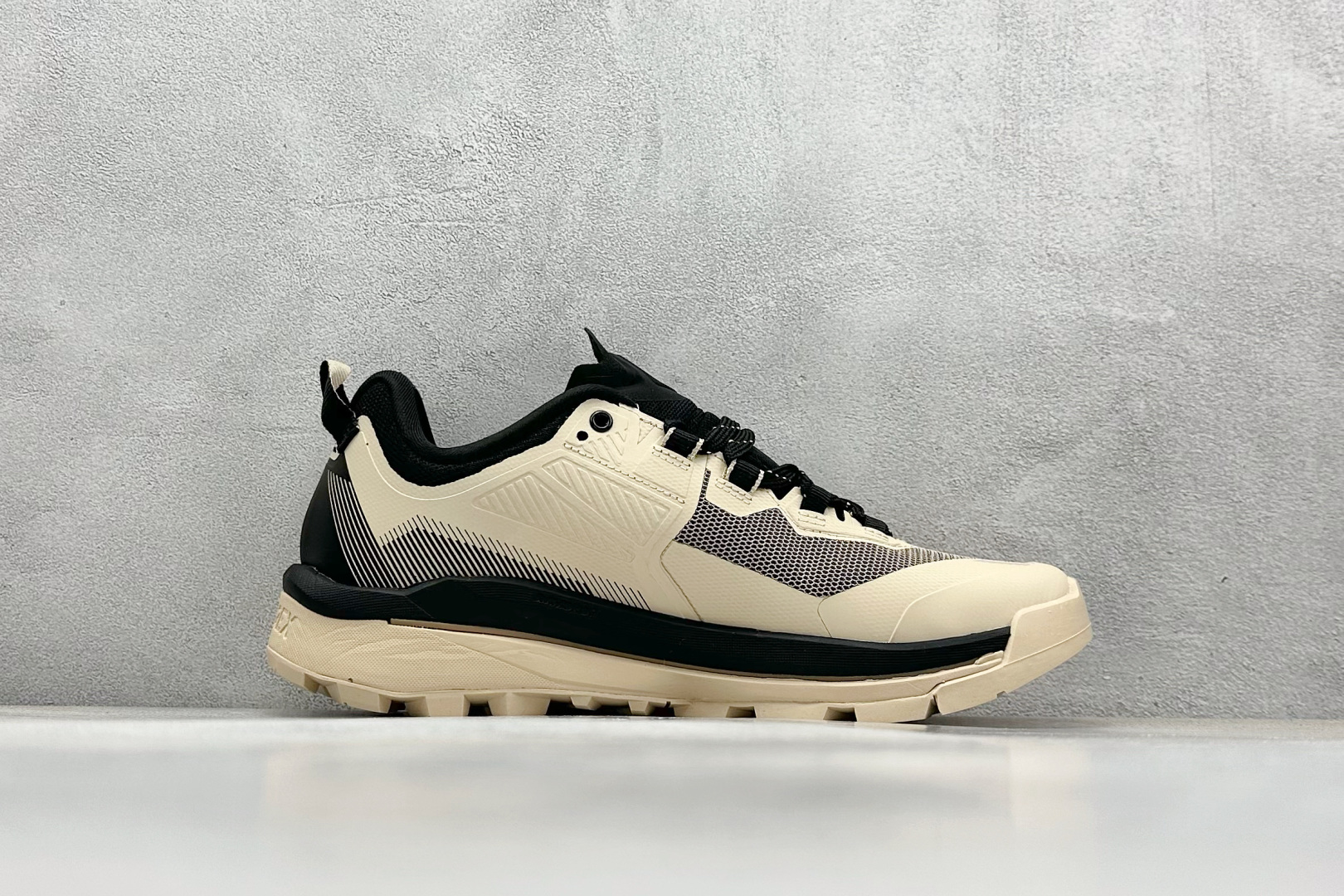  
Adidas TERREX SKYCHASER TECH GTX 
阿迪GTX 运动网面透气跑鞋 

