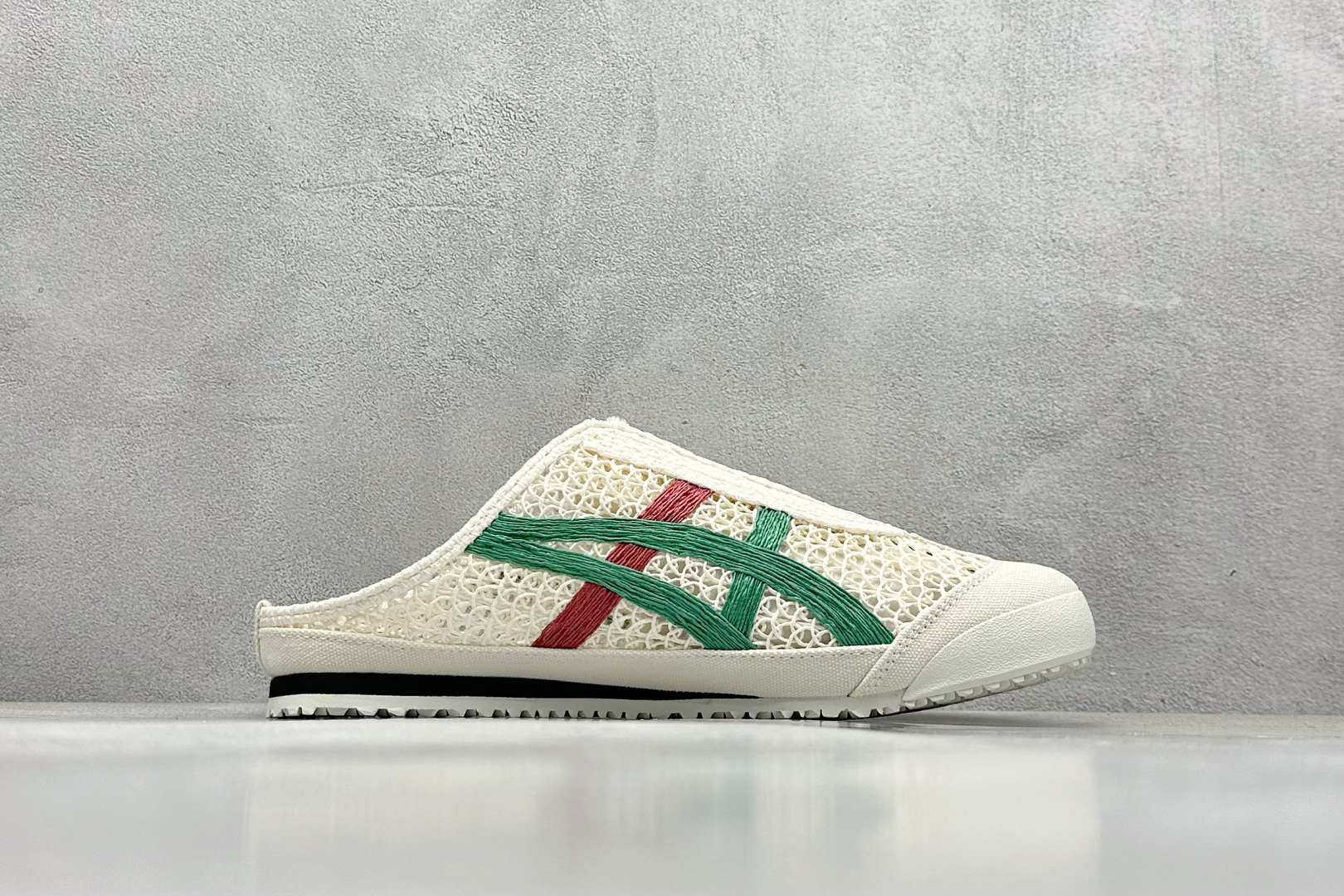  
亚瑟士 /Onitsuka Tiger鬼冢虎 MEXICO 66 SABOT
网面透气 新款舒适一脚