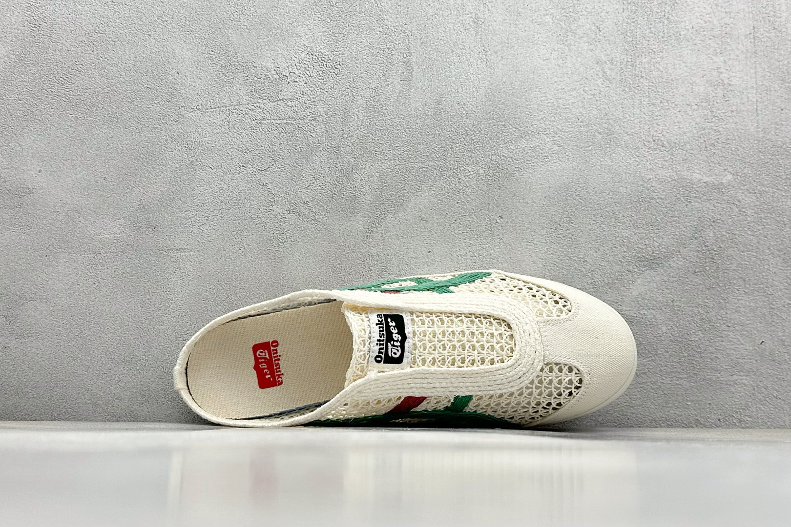  
亚瑟士 /Onitsuka Tiger鬼冢虎 MEXICO 66 SABOT
网面透气 新款舒适一脚