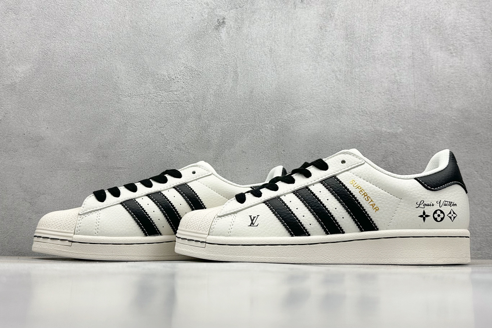 AD Originals Superstar x Louis Vuitton 白黑 JY8902