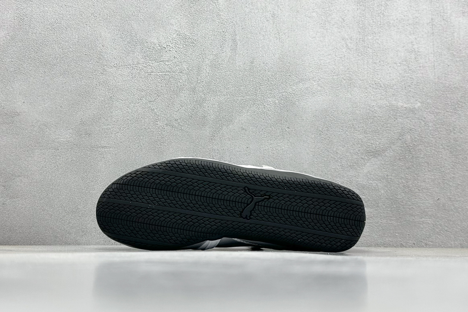  终端放店
FS版 Puma Speedcat Ballet 彪马薄底系列 复古运动休闲跑鞋 
鞋面设计