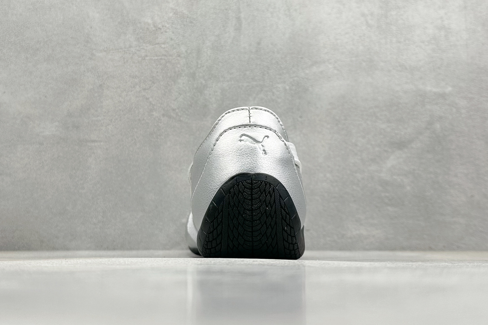  终端放店
FS版 Puma Speedcat Ballet 彪马薄底系列 复古运动休闲跑鞋 
鞋面设计