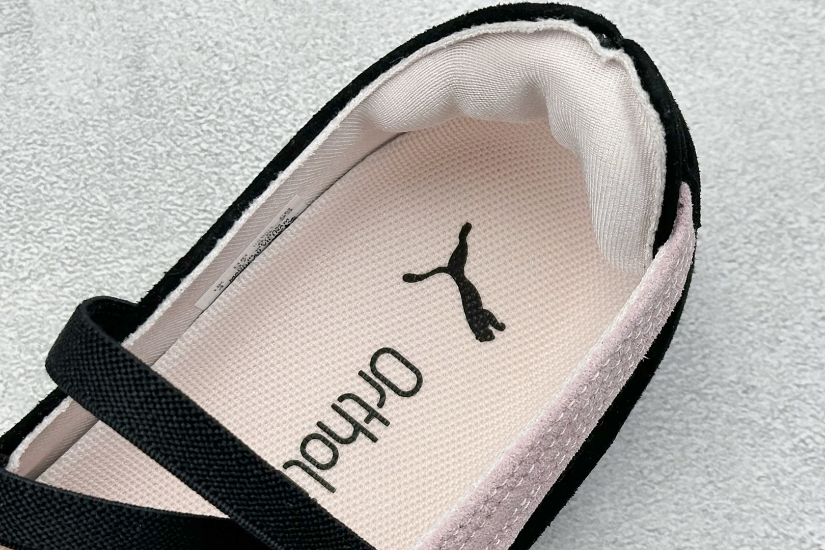  终端放店
FS版 Puma Speedcat Ballet 彪马薄底系列 复古运动休闲跑鞋 
鞋面设计
